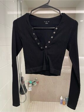 NEW urban outfitters - Out from under Ribbed V-Neck Long Sleeve Crop Top